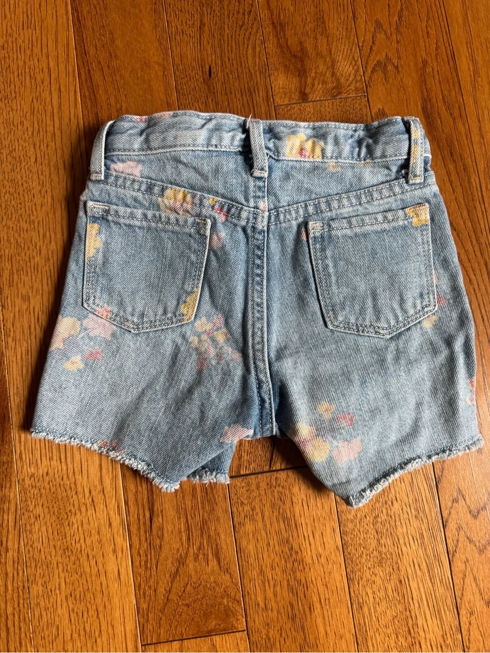 Two pairs old navy jean shorts 5T